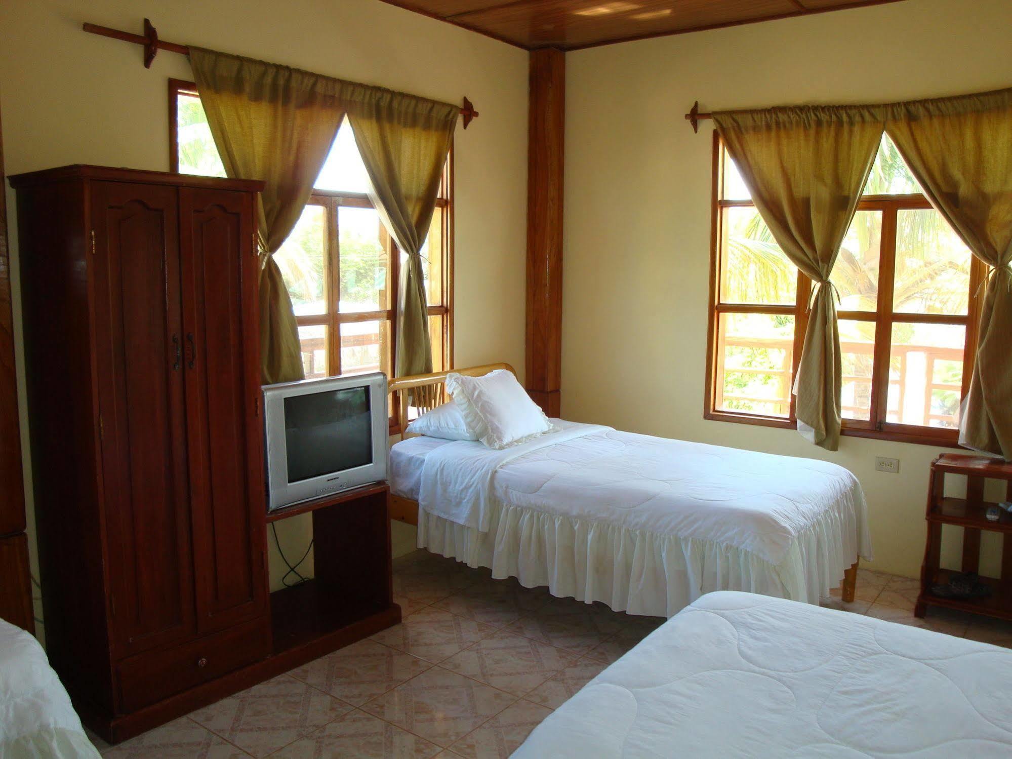 Hotel San Vicente Galapagos Puerto Villamil Εξωτερικό φωτογραφία
